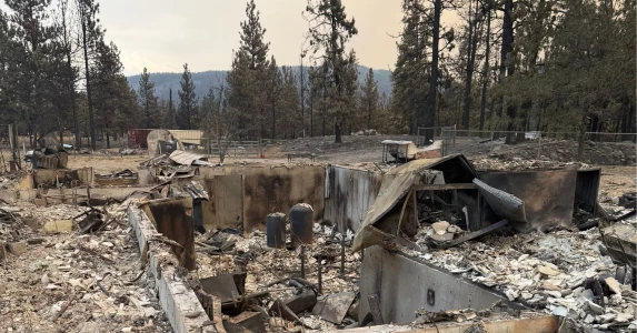 Our Community Is Rallying for Wildfire Victims, Here's How to Help